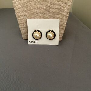 Ciner Vintage 1950s Faux Pearl and Black Enamel Earrings in a Goldtone.